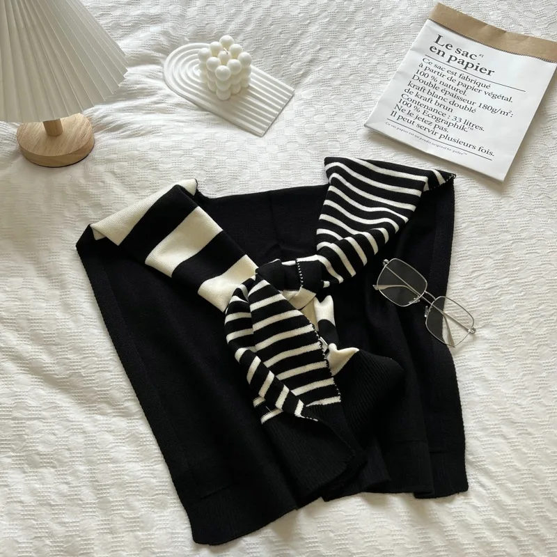 Women'S Fashion Website - 블랙 앤 화이트 니트 스트라이프 올매치
