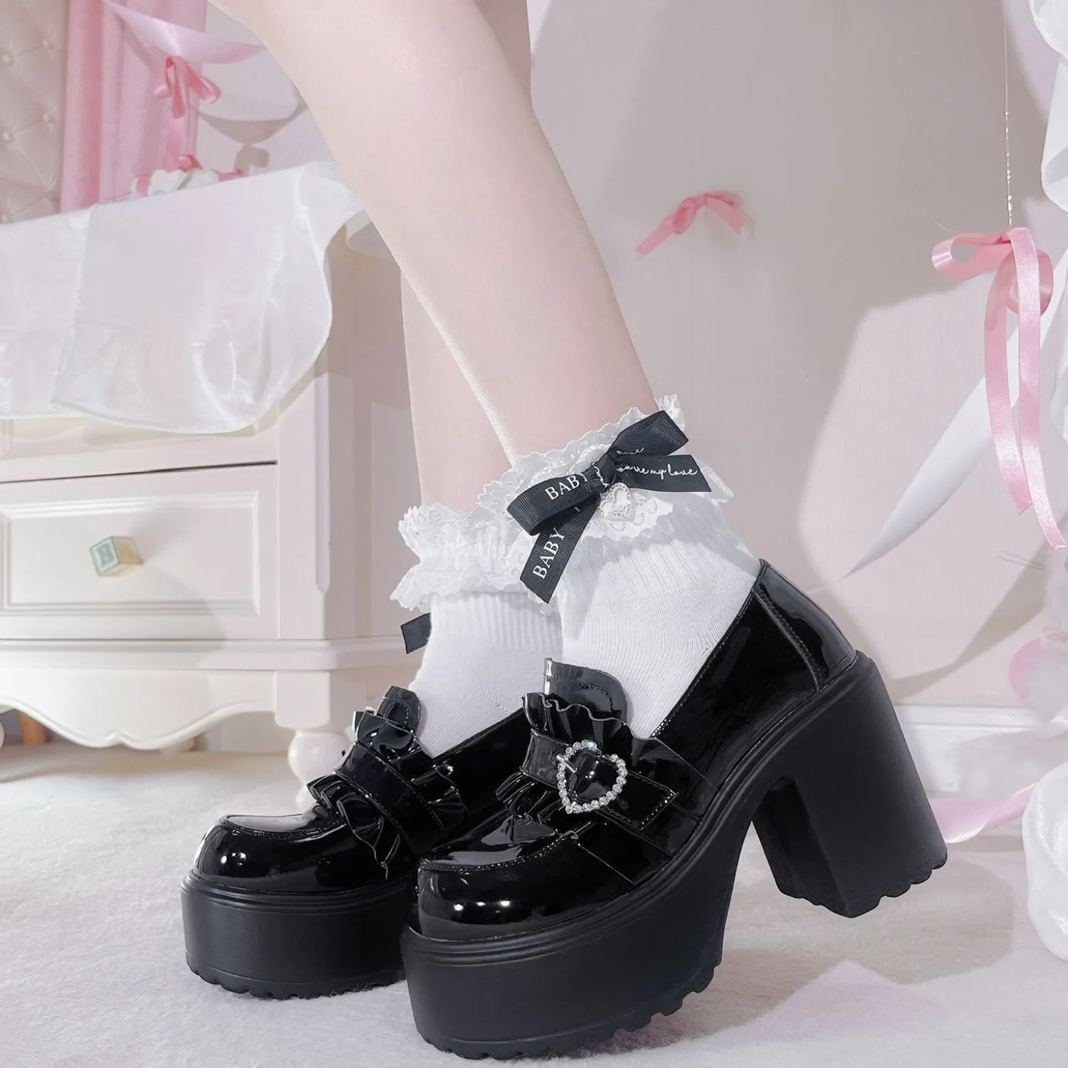 Women Fashion Trend 2025 - 두꺼운 바닥 메리 제인 작은 가죽