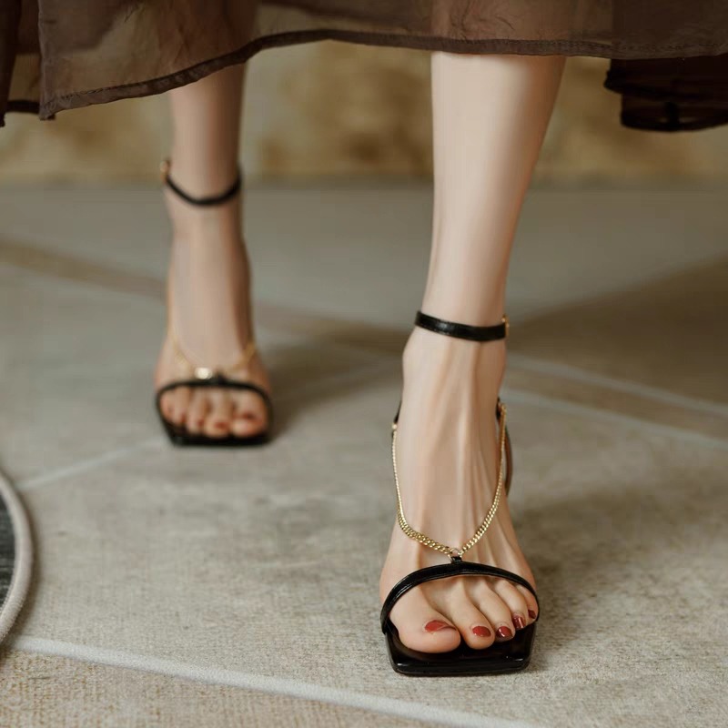 새로운 여름 패션 스퀘어 토 여성 샌들 고급스러운 메탈 - Women'S Fashion Spring Summer 2026 리뷰 및 가격