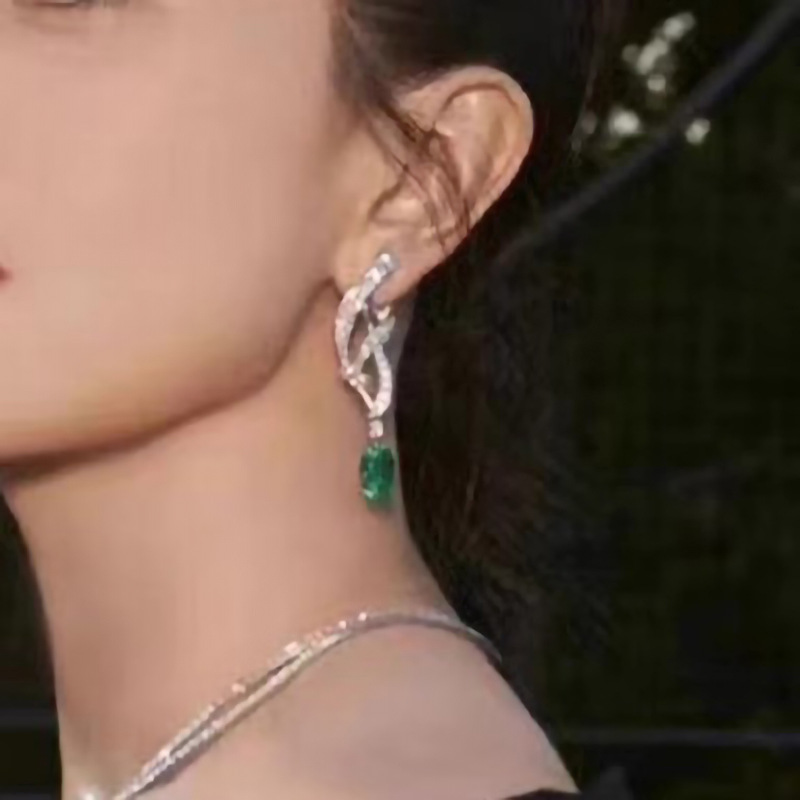 세련된 고급 진주 장식 디자인의 레트로 럭셔리 에메랄드 - Women'S Fashion Magazine 리뷰 및 가격