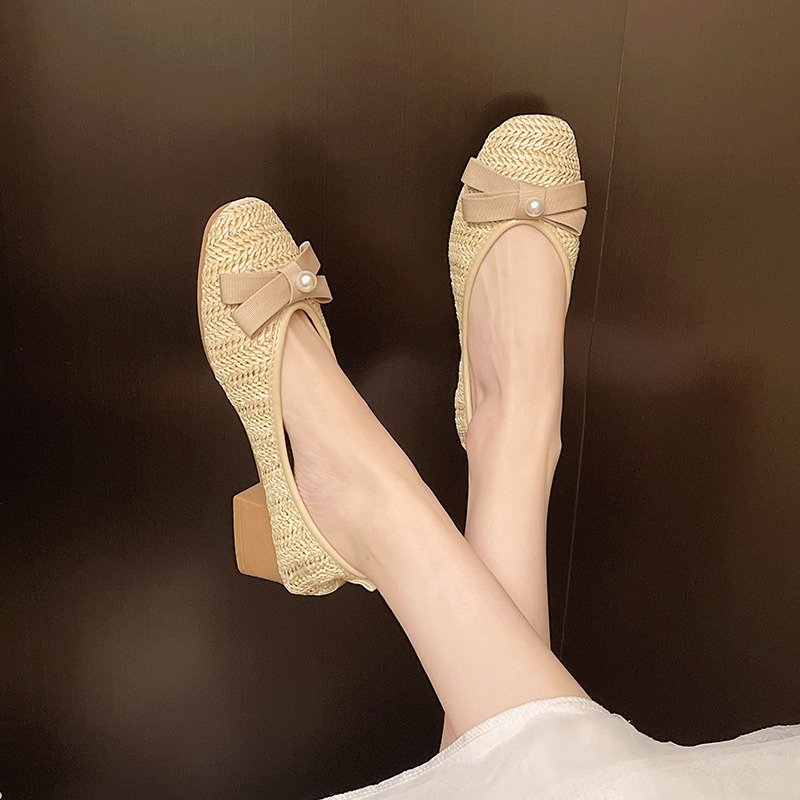 2025 여성용 플랫 럭셔리 가죽 캐주얼 슈즈, 귀여운 - Women Fashion Trend 2025 리뷰 및 가격