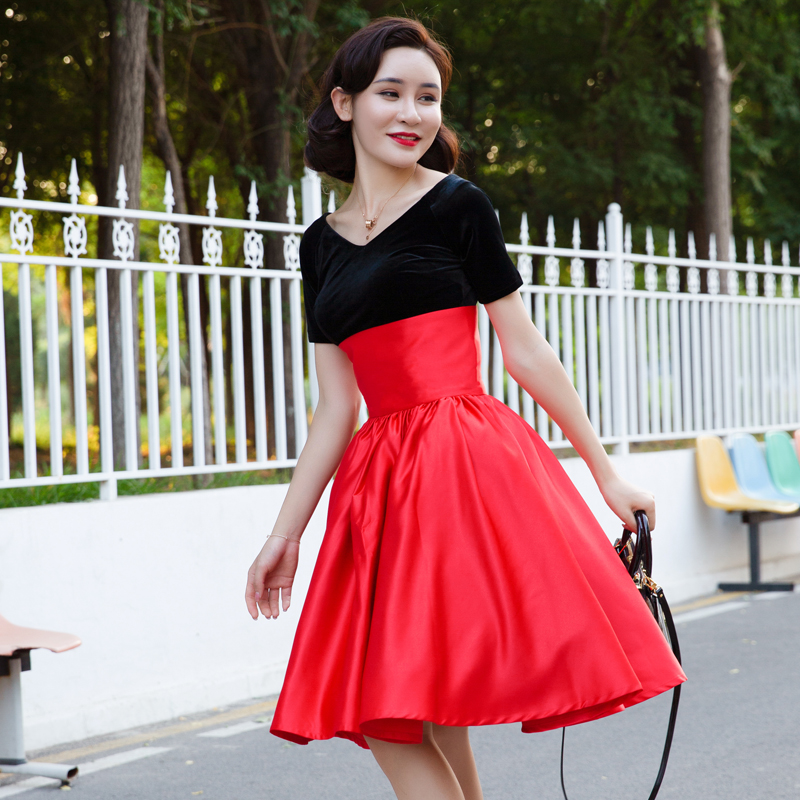 우아한 스타일 오드리 햅번 빈티지 스커트, 블랙, 레드 - Women'S Fashion In The 1960S 리뷰 및 가격